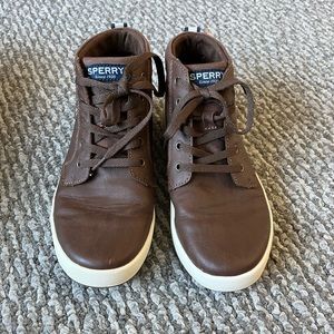 Leather brown boys Sperry dress boots size 4